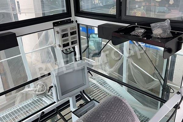 RMG CRAN operator cabin